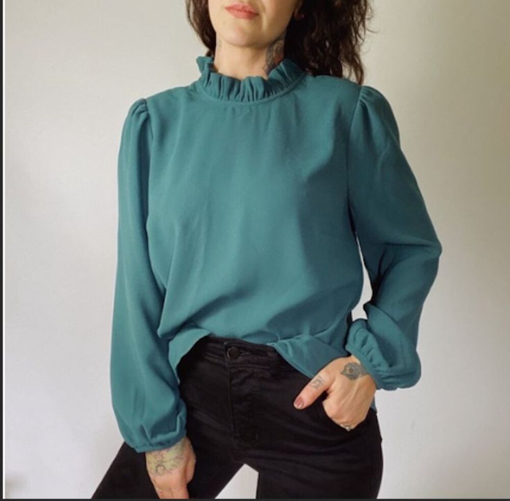 J.Crew Long Sleeve Ruffleneck Blouse-Size XS-365 Crepe-Prep-Chic-Classic-FLAW